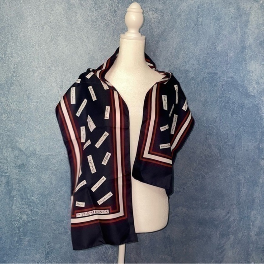 USA Presidents Navy Scarf